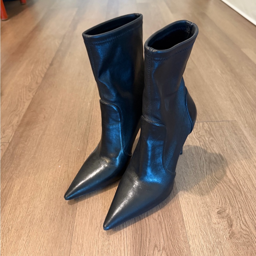 Stuart Weitzman Black Pointed-Toe Mid-Calf Stiletto Boots